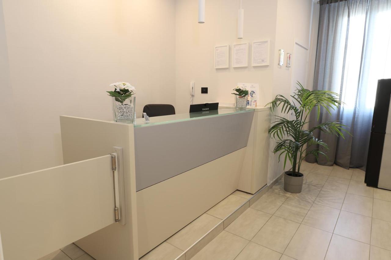 Cadorna Luxury Hotel *